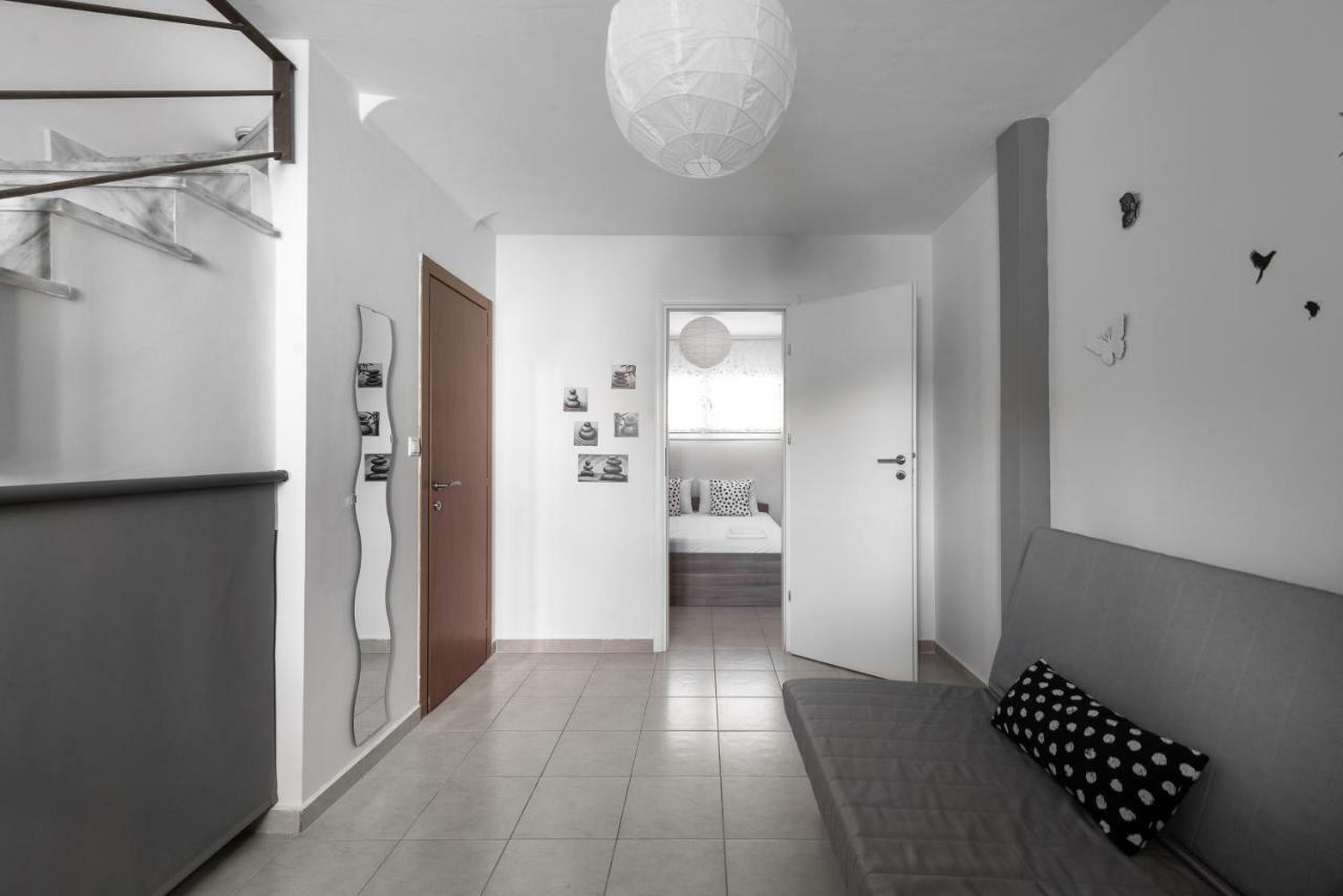 Nikiti Maisonette On The Beach By Luxlikehome Exterior photo